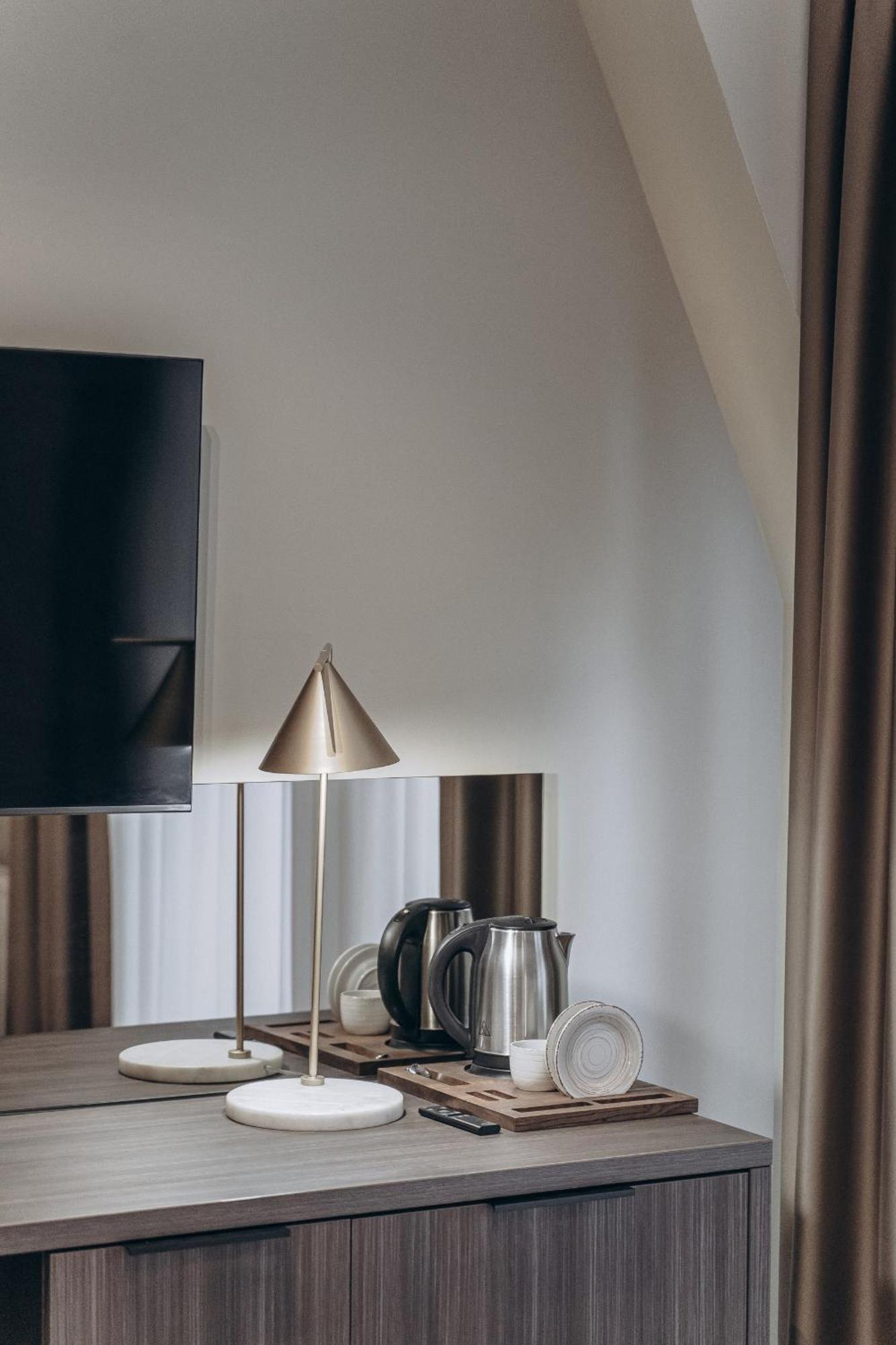 Park Hotel Bristol อุชโฮรอด ภายนอก รูปภาพ