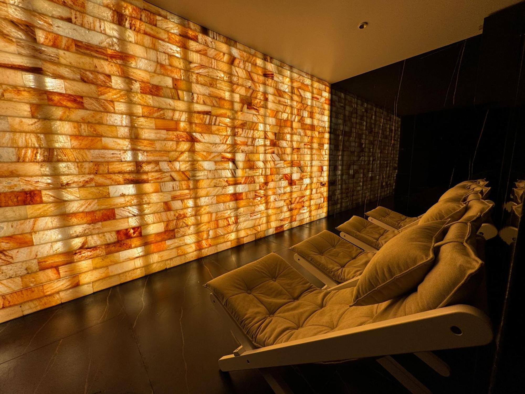 Park Hotel Bristol อุชโฮรอด ภายนอก รูปภาพ