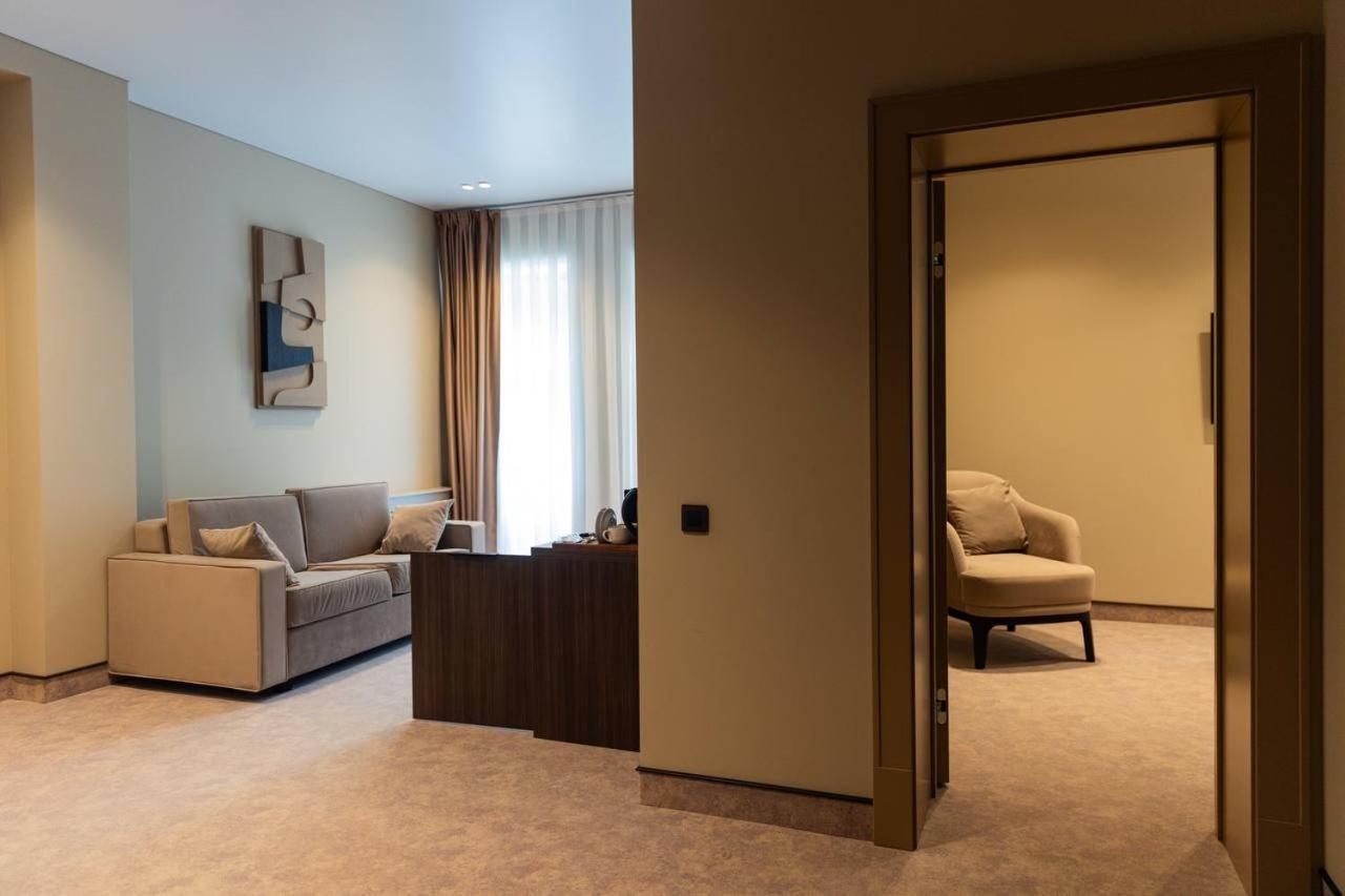Park Hotel Bristol อุชโฮรอด ห้อง รูปภาพ